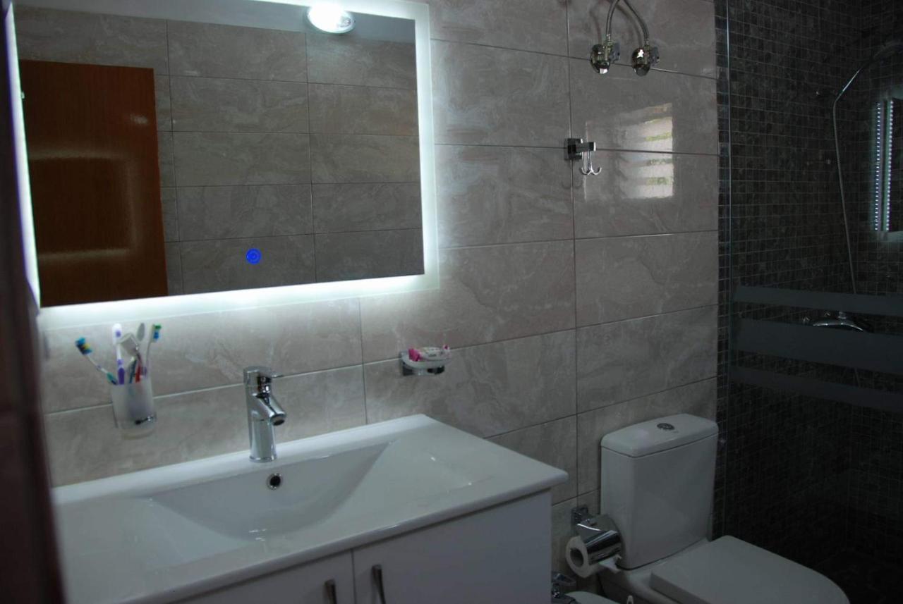 The Hill Apartment Sarandë Buitenkant foto